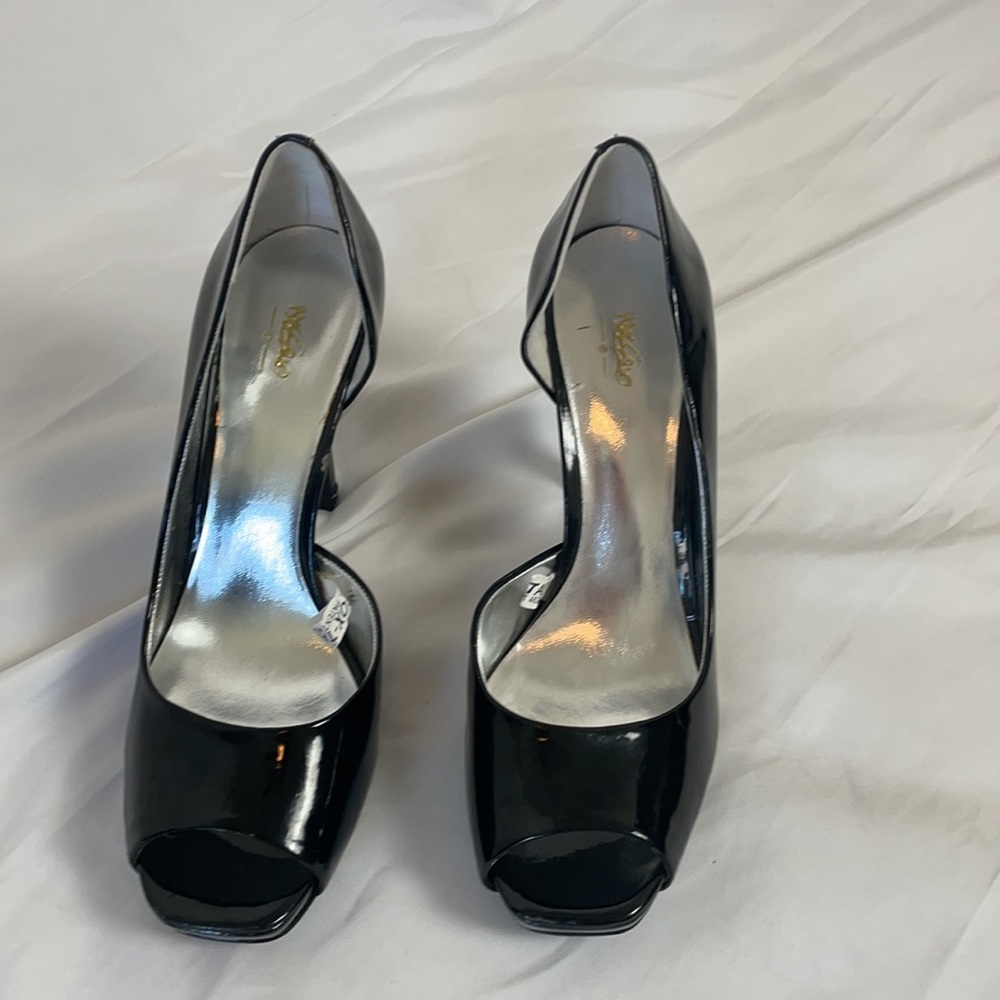 Mossimo Black Patten Leather Open Toe Heel - Picture 3 of 8